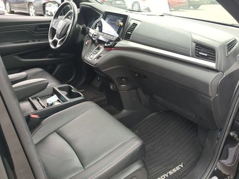 Used 2023 Honda Odyssey Sport image 42
