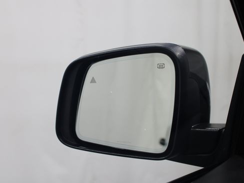 Used 2023 Dodge Durango GT RWD image 10