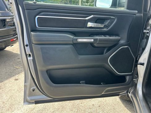 Used 2024 RAM 1500 Laramie RWD image 30
