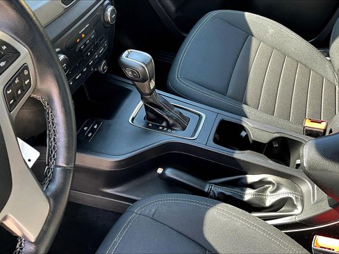 Used 2020 Ford Ranger XLT w/ Equipment Group 301A Mid image 15