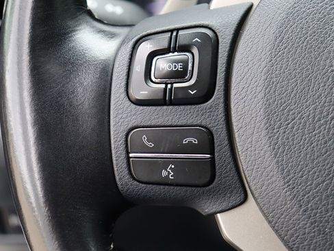 Used 2018 Lexus IS 300 AWD image 15