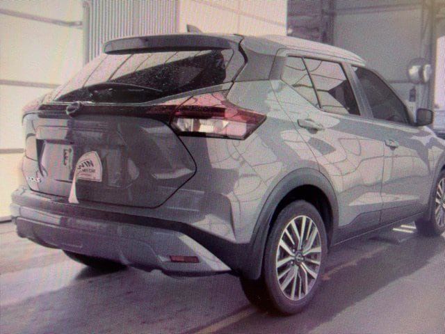 Certified 2024 Nissan Kicks SV FWD image 5