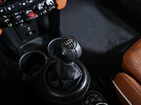 Certified 2024 MINI Cooper S image 21