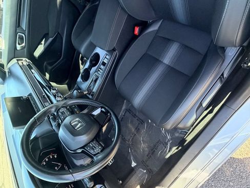 Certified 2025 Honda Civic Sport image 16