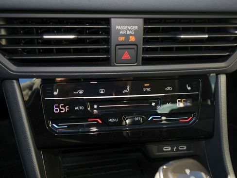 New 2026 Volkswagen Jetta SE image 19