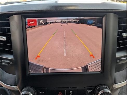 Used 2024 RAM 3500 Big Horn image 11