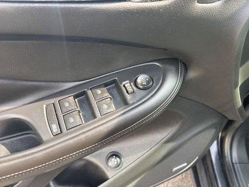 Used 2019 Buick Envision Premium w/ LPO, Active Package AWD/4WD image 14