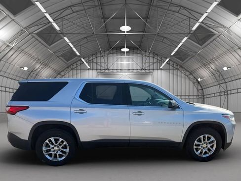 Used 2018 Chevrolet Traverse LS image 8