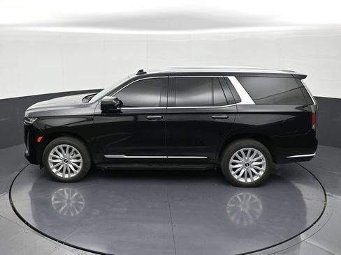 Used 2024 Cadillac Escalade Luxury RWD image 13