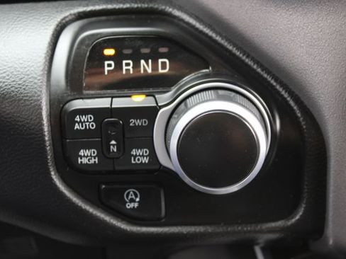 Used 2023 RAM 1500 Big Horn AWD/4WD image 24
