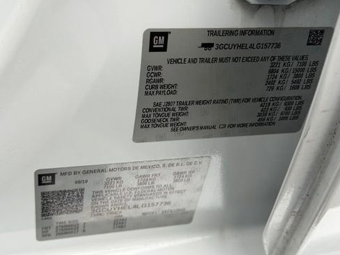 Certified 2020 Chevrolet Silverado 1500 High Country w/ Technology Package image 27