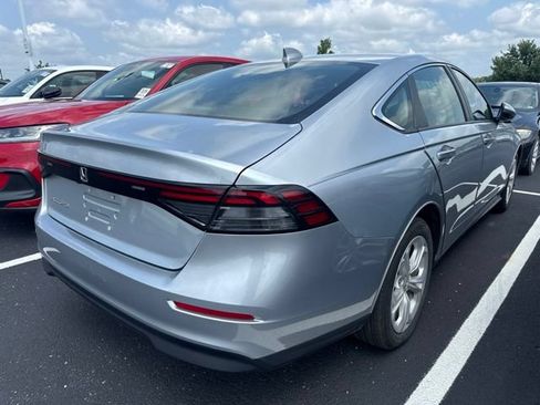 Certified 2025 Honda Accord LX image 6