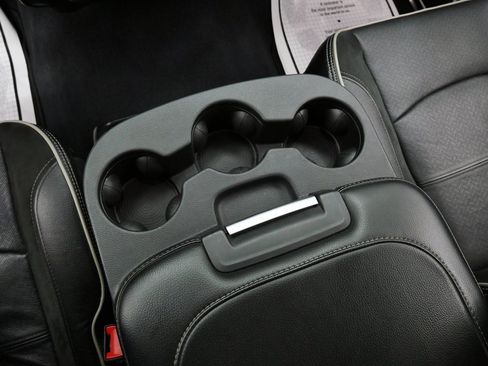 Used 2022 RAM 2500 Laramie image 34