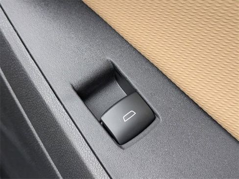 New 2026 Chevrolet Equinox ACTIV w/ Safety and Technology Package image 35