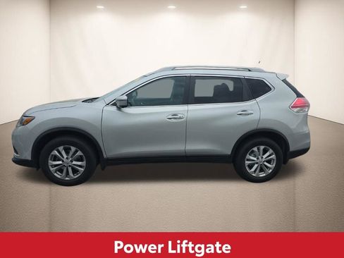 Used 2016 Nissan Rogue SV w/ SV Premium Package image 12