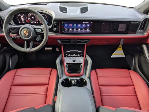 New 2026 Porsche Cayenne GTS image 21