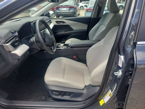 Certified 2025 Toyota Camry XLE FWD image 15
