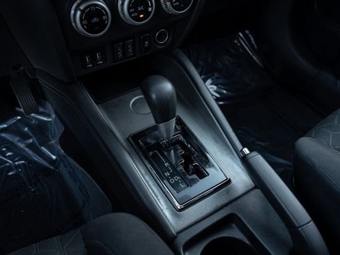 Used 2020 Mitsubishi Outlander Sport ES FWD image 26