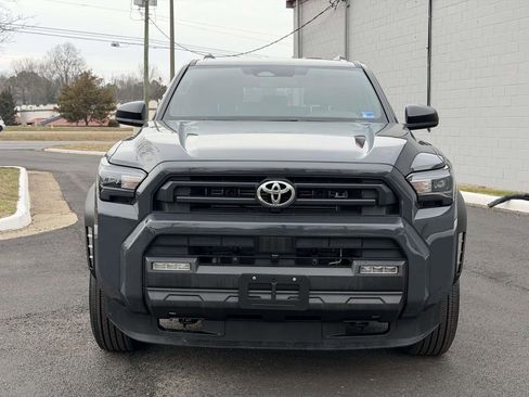 Used 2025 Toyota 4Runner SR5 image 24
