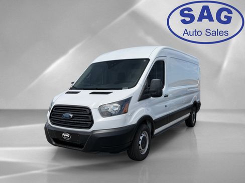 Used 2019 Ford Transit 250 148 Medium Roof RWD image 4