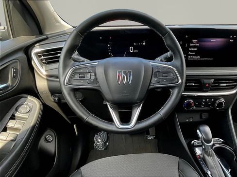 Used 2024 Buick Encore GX Preferred w/ Comfort Package FWD image 8