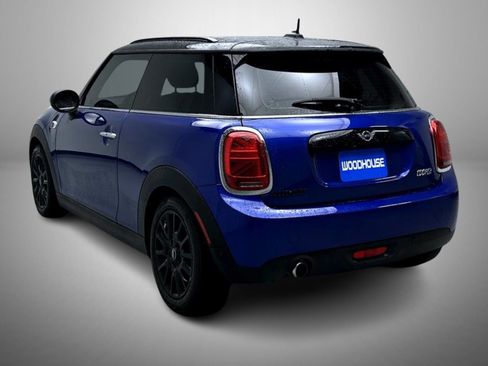 Used 2019 MINI Cooper 2-Door Hardtop w/ Signature Upholstery Package FWD image 7