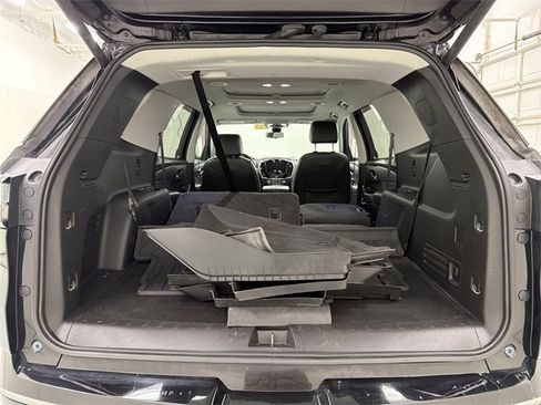 Used 2019 Chevrolet Traverse Premier w/ Redline Edition image 16
