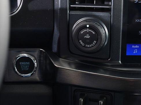 New 2026 Ford F350 Lariat w/ Black Appearance Package image 30