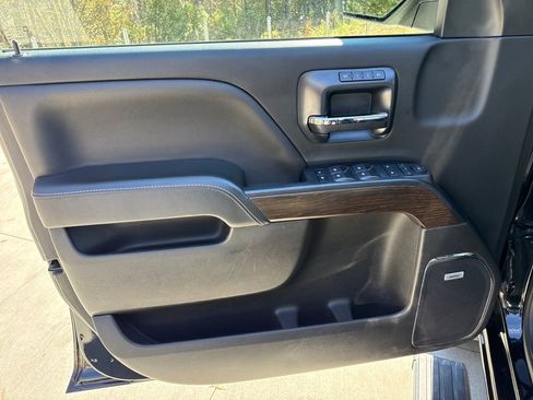 Used 2018 GMC Sierra 1500 Denali w/ Denali Ultimate Package image 14