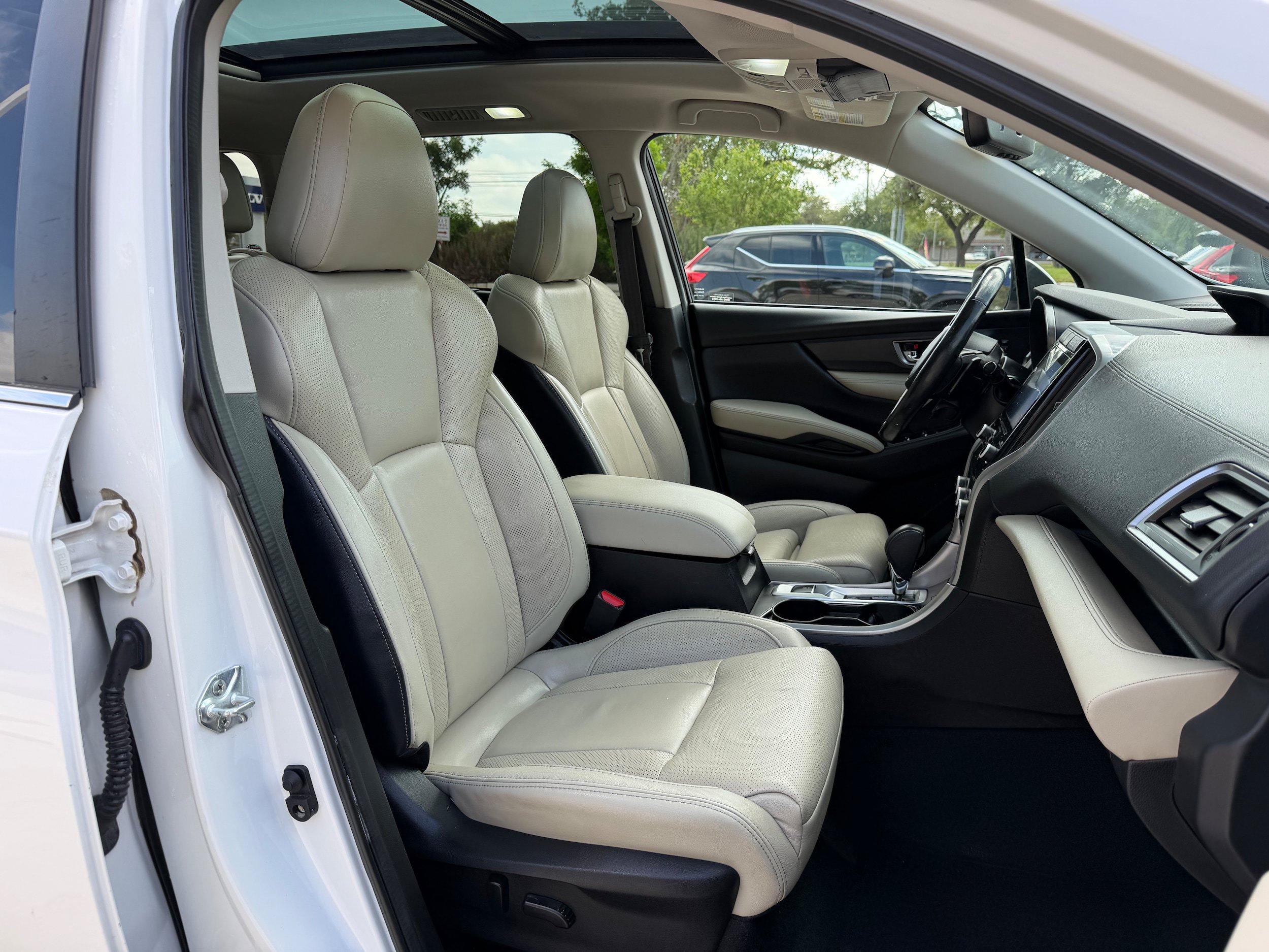 Used 2021 Subaru Ascent Limited w/ Technology Package AWD/4WD image 10