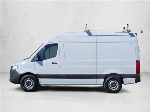Used 2023 Mercedes-Benz Sprinter 2500 image 9