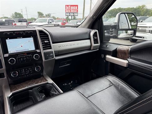 Used 2019 Ford F250 Lariat w/ Lariat Value Package image 26