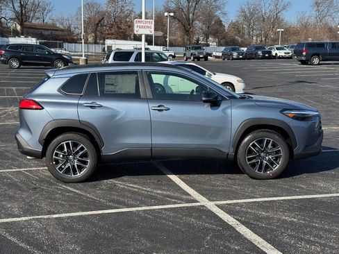 New 2026 Toyota Corolla Cross XLE w/ Convenience Package AWD/4WD image 2