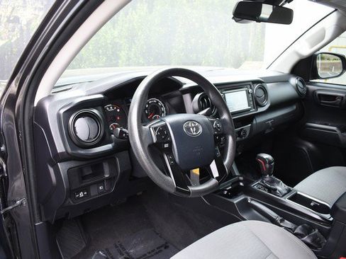 Used 2018 Toyota Tacoma SR w/ SR Convenience Package AWD/4WD image 14