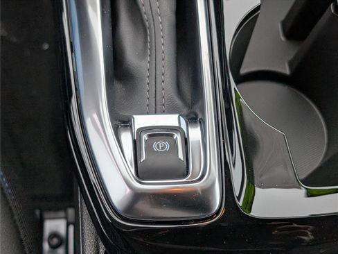 New 2026 Chevrolet Trax LT w/ Midnight Edition image 18