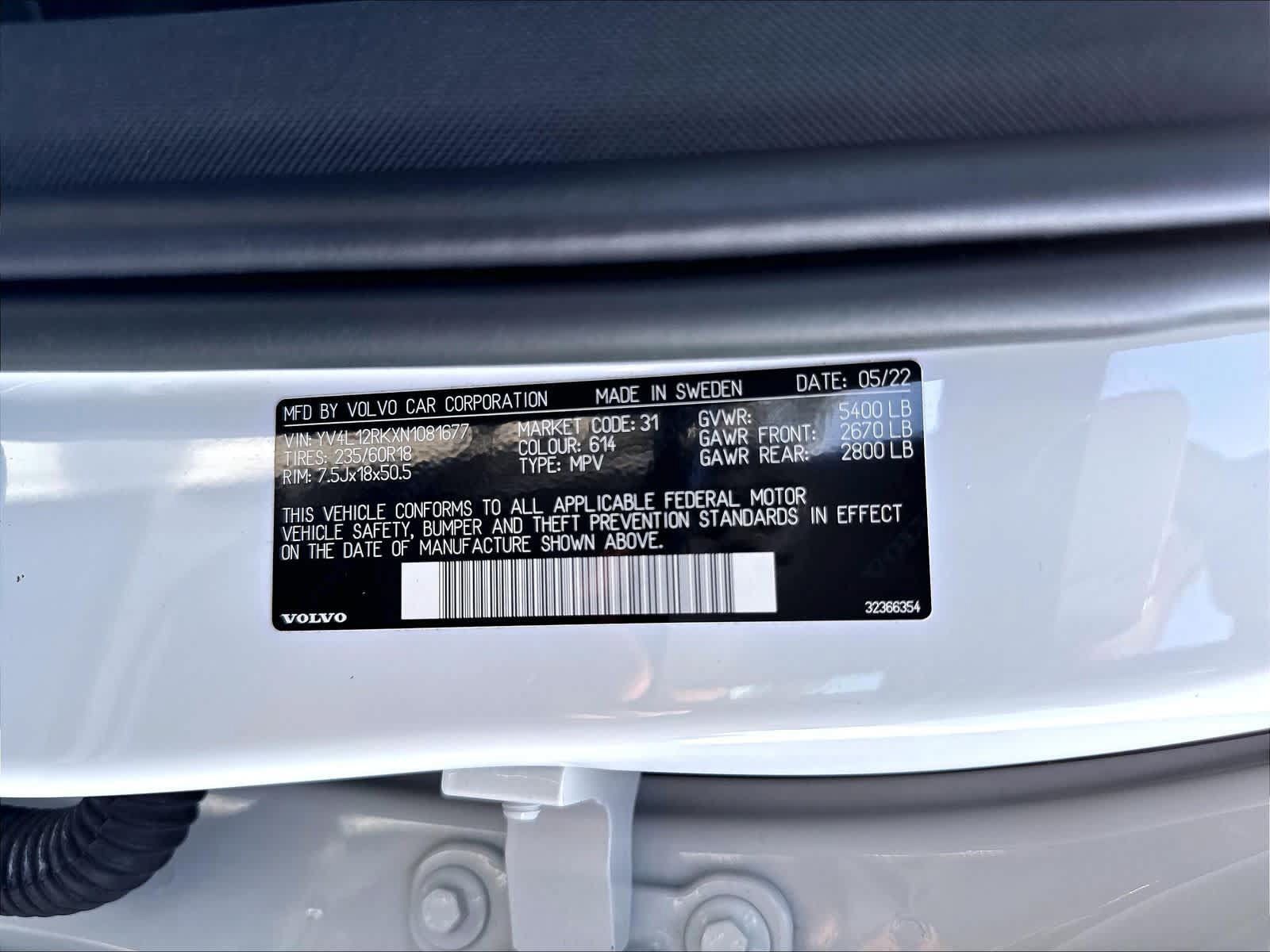 Used 2022 Volvo XC60 B5 Momentum AWD/4WD image 35