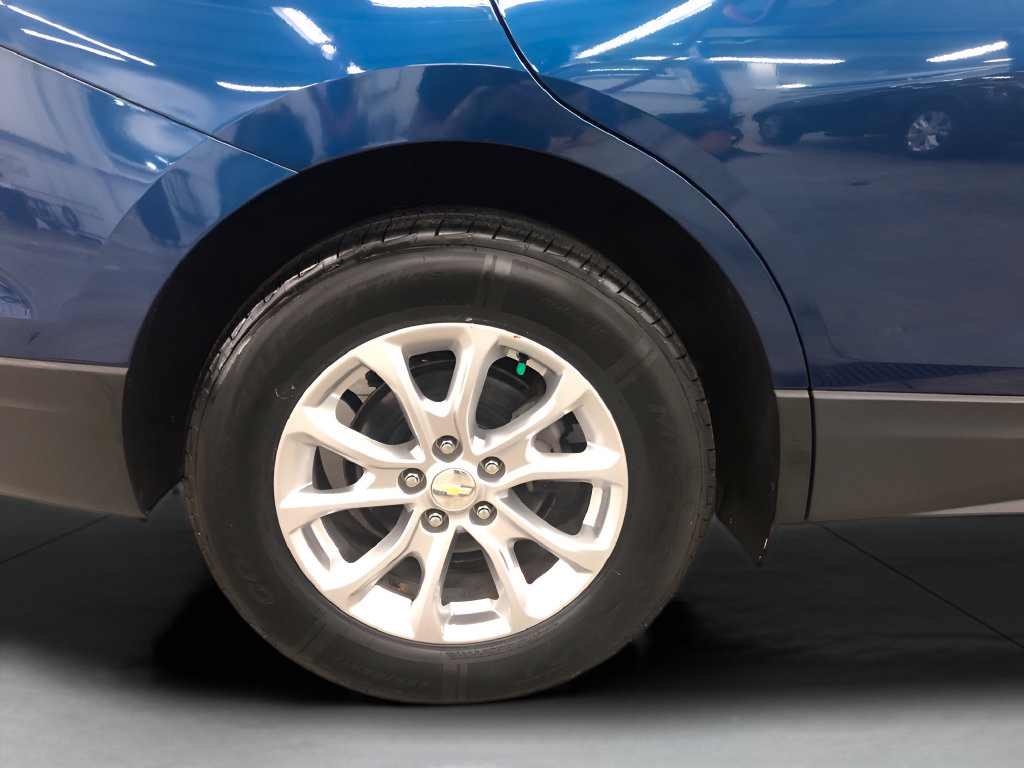 Used 2020 Chevrolet Equinox LT w/ LPO, Floor Liner Package AWD/4WD image 30