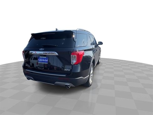 Used 2023 Ford Explorer Limited image 7