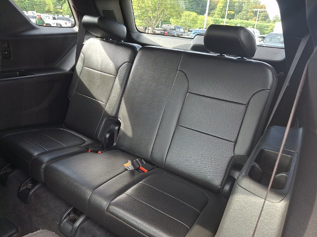 Used 2023 Chevrolet Traverse High Country w/ LPO, Floor Liner Package AWD/4WD image 21