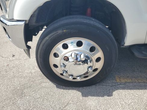 Used 2005 Ford F350 XL AWD/4WD image 4
