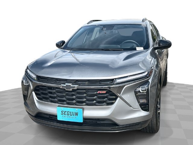 Used 2025 Chevrolet Trax RS w/ Driver Confidence Package FWD image 1