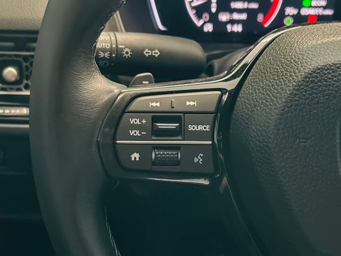 Used 2025 Honda Civic Sport image 28