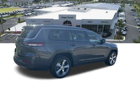 Used 2021 Jeep Grand Cherokee L Limited w/ Trailer Tow Group (B) AWD/4WD image 18