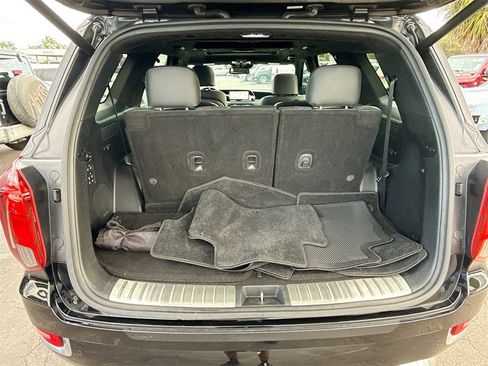 Used 2021 Hyundai Palisade Calligraphy image 30