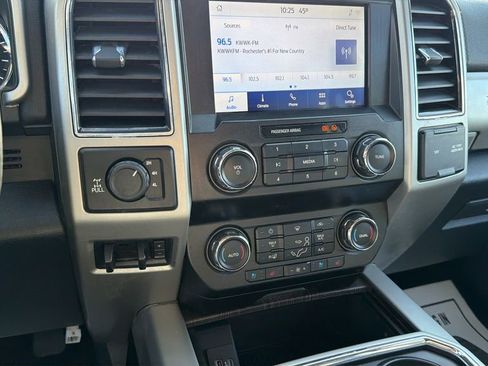 Used 2021 Ford F350 Lariat w/ Chrome Package image 31