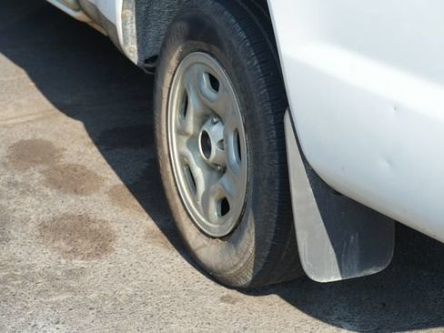 Used 2011 Toyota Tacoma 2WD Access Cab w/ Convenience Pkg image 9