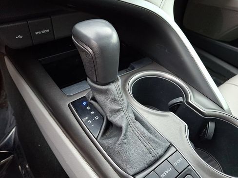 Certified 2022 Toyota Camry XSE FWD image 17