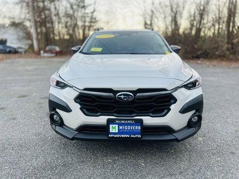 Used 2025 Subaru Crosstrek 2.0i Premium image 2