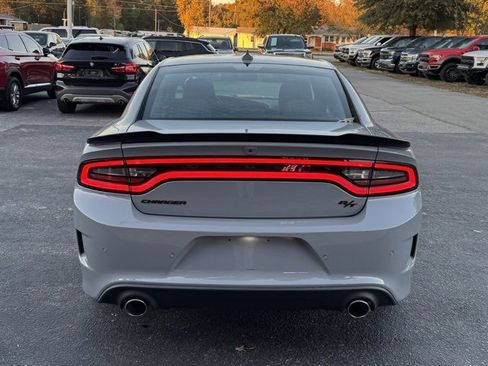 Used 2020 Dodge Charger R/T w/ Blacktop Package image 6
