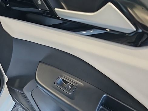 New 2026 Volkswagen Taos S AWD/4WD image 11